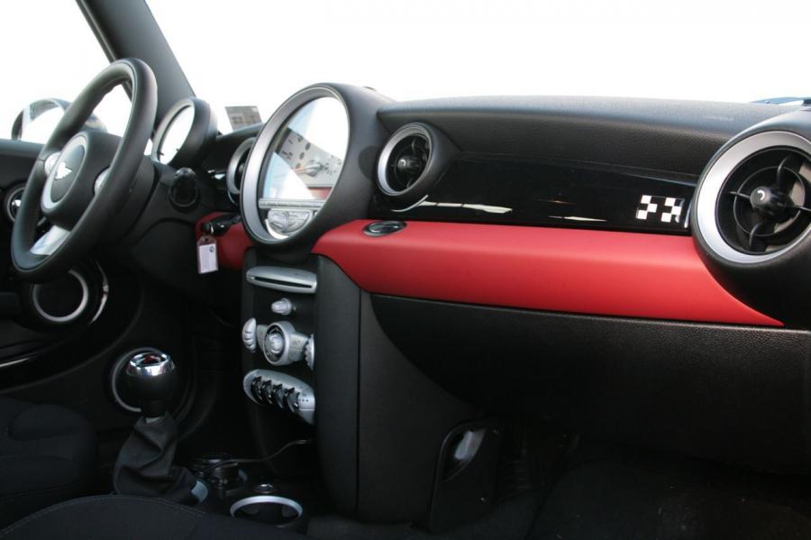  Mini Clubman JCW 2009 года  (фото 24 из 31)
